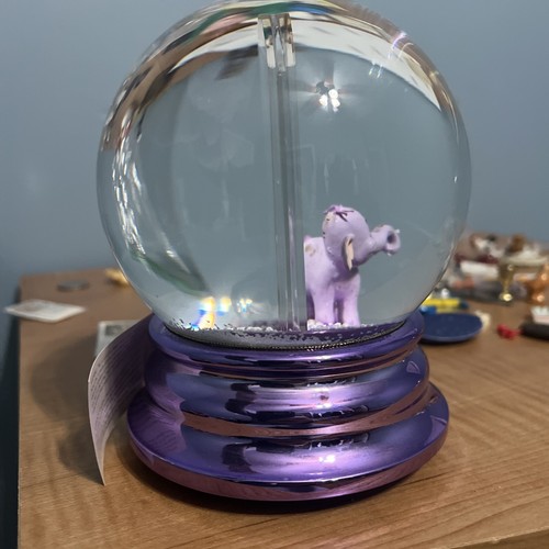 Authentic Disney Store Lumpy Snow Globe Photo Holder - Picture 2 of 7