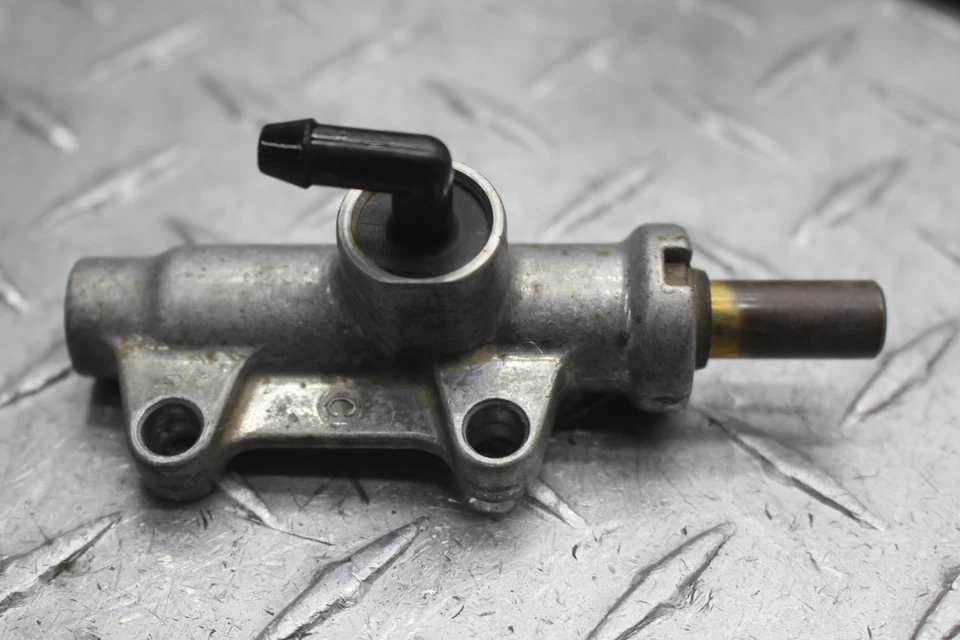 2009 POLARIS SPORTSMAN 500 REAR BRAKE MASTER CYLINDER W/ BRAKE FOOT PEDAL - Image 2 of 4