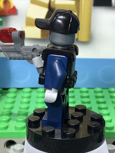 Lego The Lego Movie Mini Figure Collection Series Robo S.W.A.T Tlm100 / 2015 - Picture 3 of 10