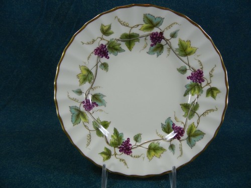 Plato(s) de pan y mantequilla color crema bacanal Royal Worcester - Imagen 1 de 3