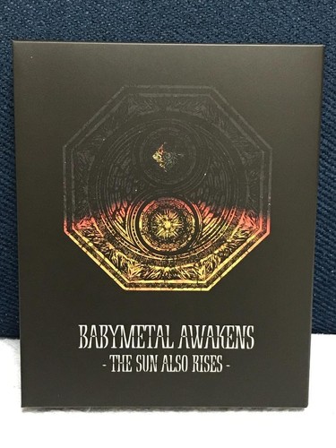 BABYMETAL AWAKENS THE SUN ALSO RISES Blu-ray + 2CD THE ONE Limited Edition - Picture 1 of 4