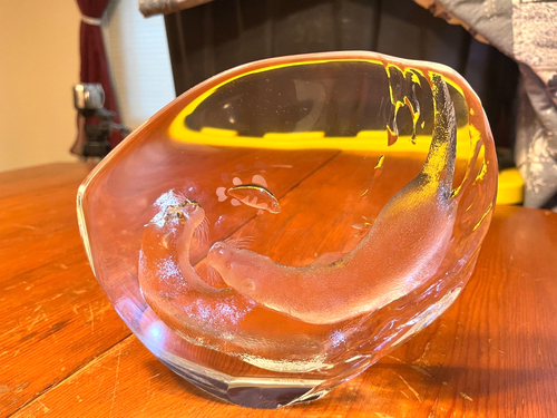Large Mats Jonasson Crystal Otters Paperweight Sculpture #3520 - Picture 2 of 3