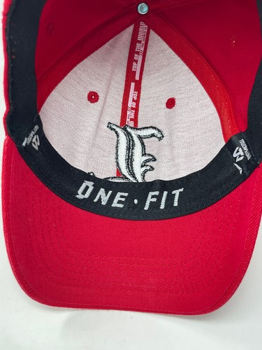 Louisville Cardinals Red One-Fit Hat Top of the World - Picture 6 of 6