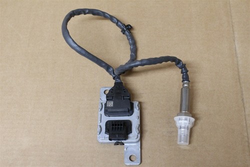 Front NOx Sensor Audi Q5 3.0 V6 TDi 2013-17 8R0907807R New Genuine part - Picture 1 of 3