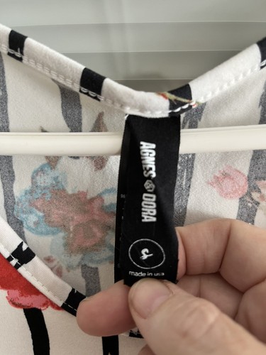Agnes And Dora Top Muse Tank Black White Stripe Floral NWOT Sz S Flowy comfy - Picture 3 of 6