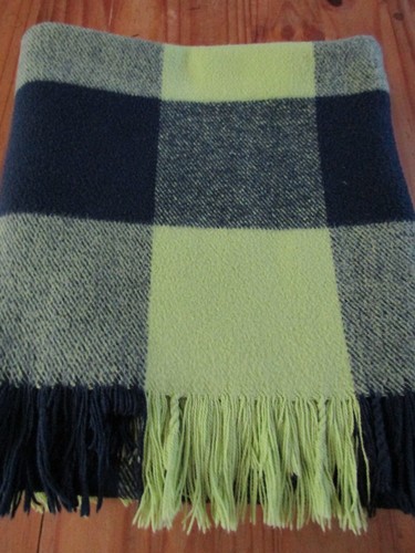 Buffalo Check Navy Green Fringed Flannel Throw Blanket 55" x 60" Soft And Warm - Picture 2 of 5