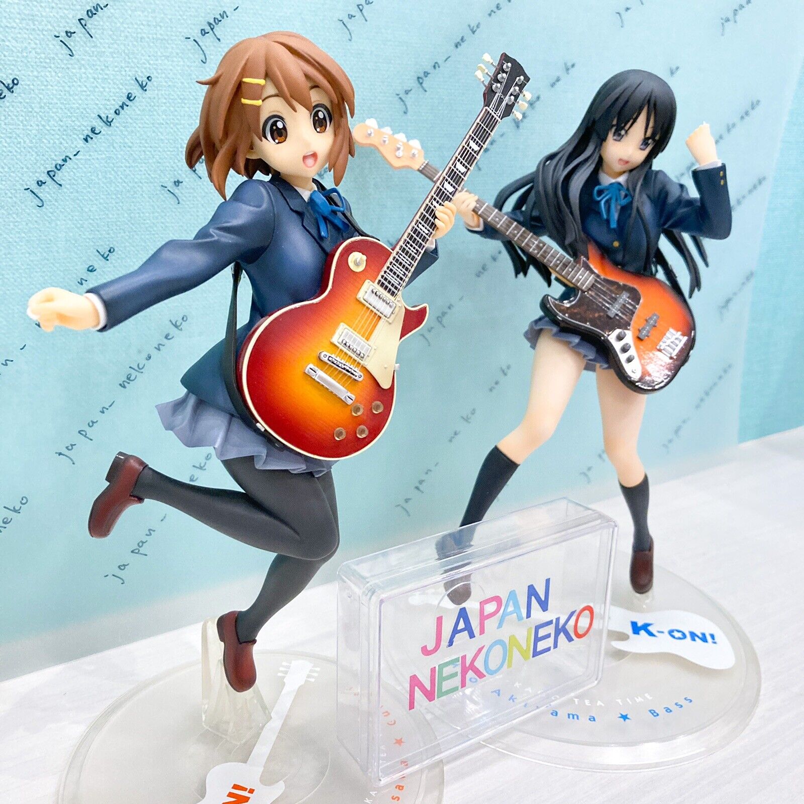 K-ON! Figure - 2011 Hirasawa Yui w/ Guitar - Banpresto SQ 8