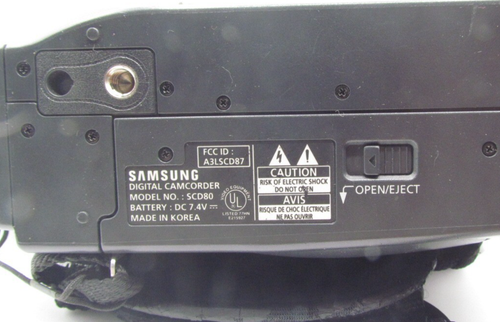 Samsung SCD80 MiniDV Camcorder bundle with Cords Remote Cassettes and Bag TESTED - Picture 22 of 24