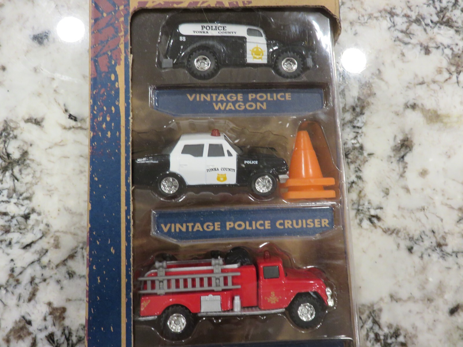 Picture 2 of 4