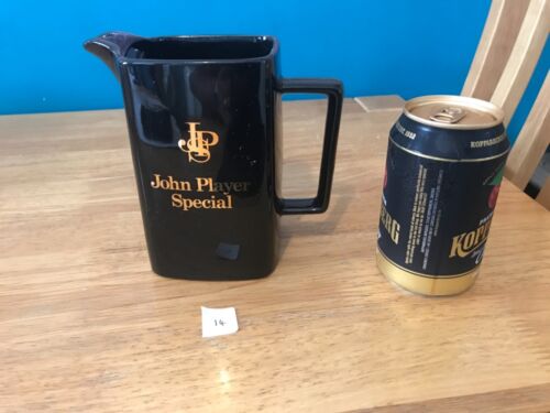 Pub jugs whiskey,bells,teachers,grouse,black bottle etc. Tobacco jugs also - Foto 49 di 337
