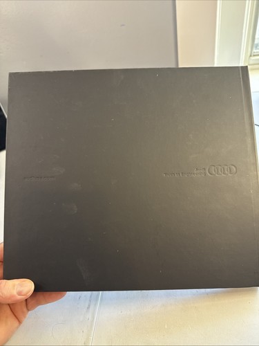 Rare Audi 2010 R8 VIP Owners Catalog Brochure Hardcover & Sleeve Spyder - Bild 8 von 9