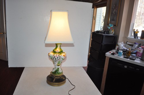 Vintage handbemalte italienische Porzellanlampe Capodimonte