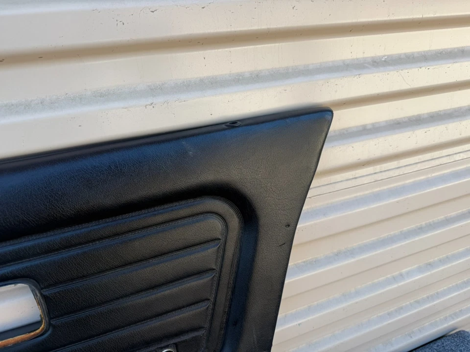 84-91 BMW 318i 325e 325i 325 E30 Sedán Panel de puerta de pasajero delantero derecho OEM Foto 2 de 4