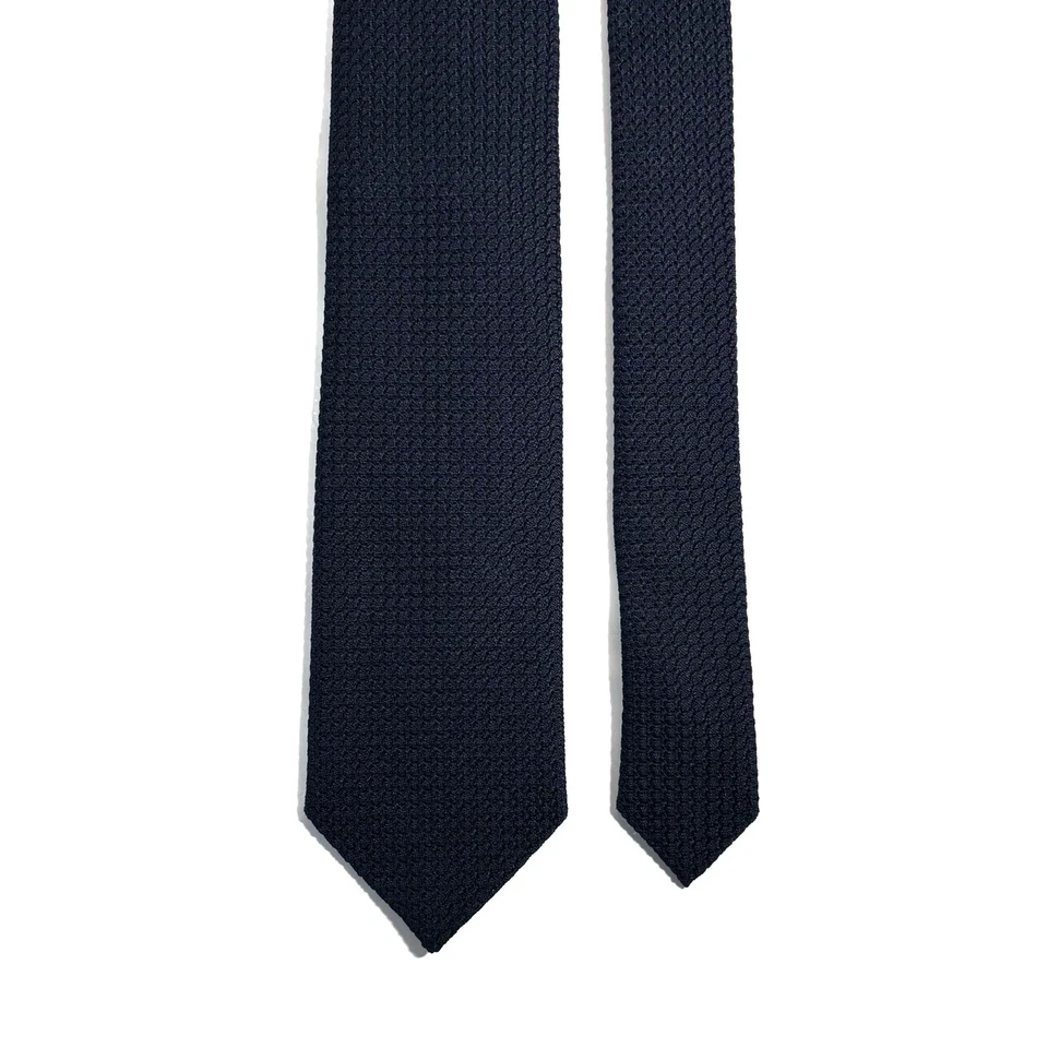 Gravata granadina de seda azul marinho escura sólida (Garza Grossa) feita à mão na Itália - Imagem 3 de 4