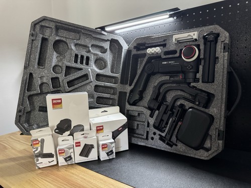 Zhiyun CRANE 3 LAB 3-Axis Gimbal with Master Package Accessories