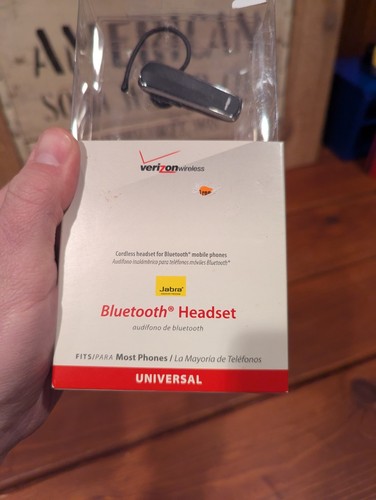 Jabra Universal Wireless Bluetooth Headset: Model VBT3050, Verizon (Brand New) - Picture 4 of 7
