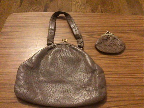Vintage Ledertasche & Handtasche ~ 10” x 8” ~ Griff 14” lang goldfarbene Hardware