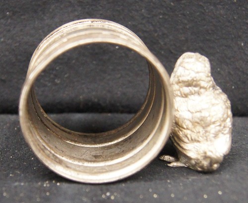 VINTAGE Silverplate Napkin Ring Bird 2.5" - Picture 3 of 4