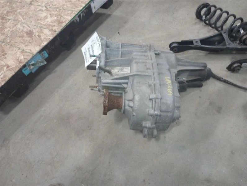 转移箱 84644581 适合 17 - 19 雪佛兰 Colorado 2646164 — 第 3/4 张图片