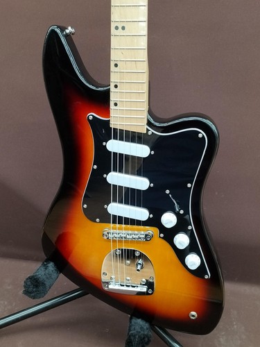 Eastwood Univox UC3 Electric Guitar, Vintage Style, Solid Body, 3.7kg - Picture 2 of 20