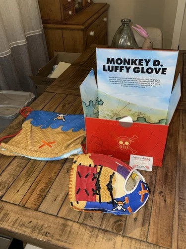 Absolutely Ridiculous Monkey D Luffy Glove Rare Edition 08/75 12” LHT - product listing photo