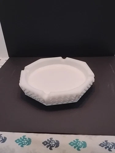 Vintage  Hobnail Milk Glass Octagonal Ashtray (Trinket Dish) Likely Fenton.