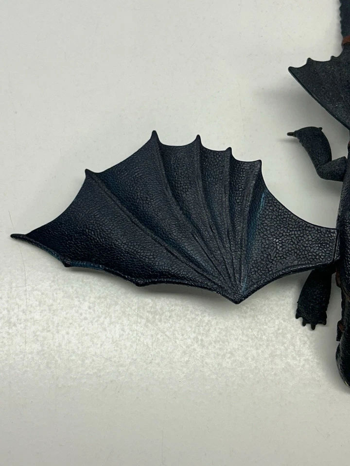 Figura Furia Nocturna Desdentada 2010 DreamWorks Spin Master Cómo entrenar a tu dragón Foto 4 de 4