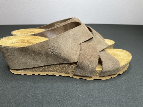 YOKONO Brown Suede Criss Cross Strap 2.25" Wedge Heel Slide Sandals Sz. 9.5 - Picture 7 of 7