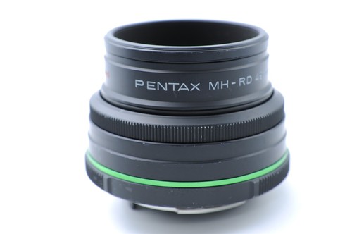 Near Mint SMC PENTAX DA 70mm f/2.4 Limited Lens for K Mount w/ Hood From Japan - Picture 9 of 23