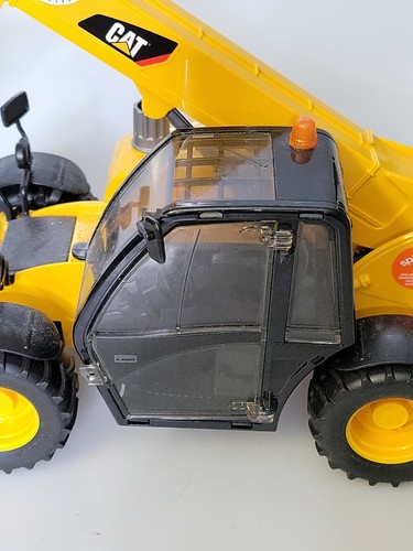 BRUDER Caterpillar Cat Excavator Toy Spiel Gut - Picture 2 of 11