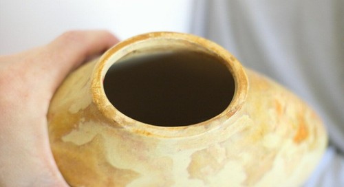 13.5" H Flat Oval Cream Tan Rust Stone Ceramic Display Decor Vase - Picture 6 of 12