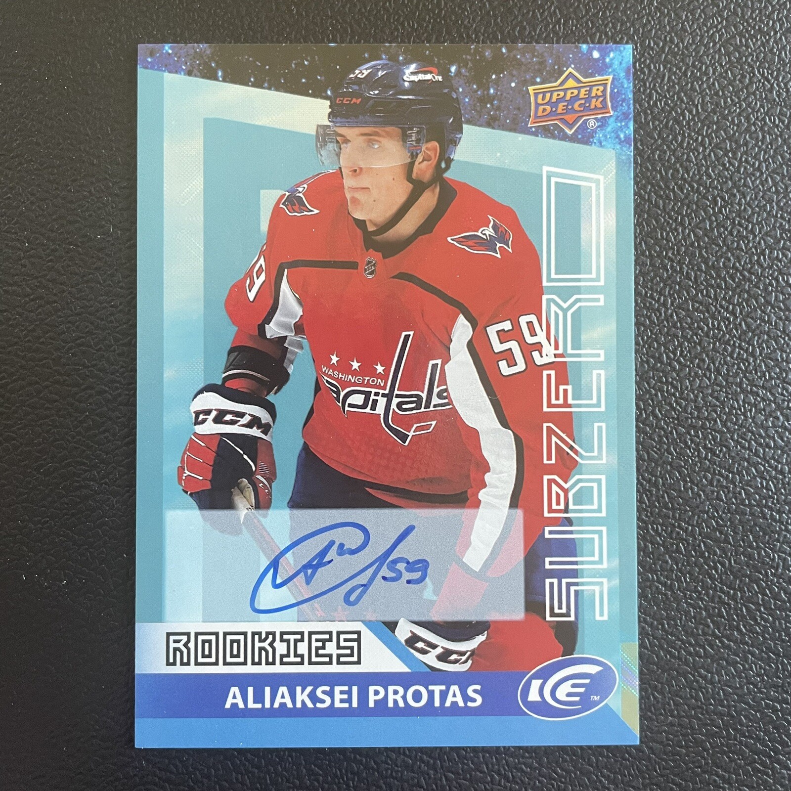 2021-22 UD - Ice - Rookies Sub Zero Aliaksei Protas SZ-31 Blue Auto
