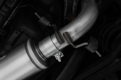 MBRP S7221AL 2.5" Catback Exhaust for 1999-2004 Ford Mustang GT 4.6L - Picture 10 of 12