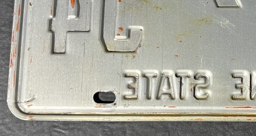 Florida 1975 Sunshine State License Plate (With Florida April '77 Sticker) - Picture 19 of 20