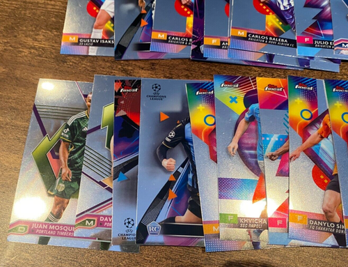 Lotto Lavoro Topps Finest Football Soccer Trading Card Bundle 30 Carte Anni Misti - Foto 6 di 8