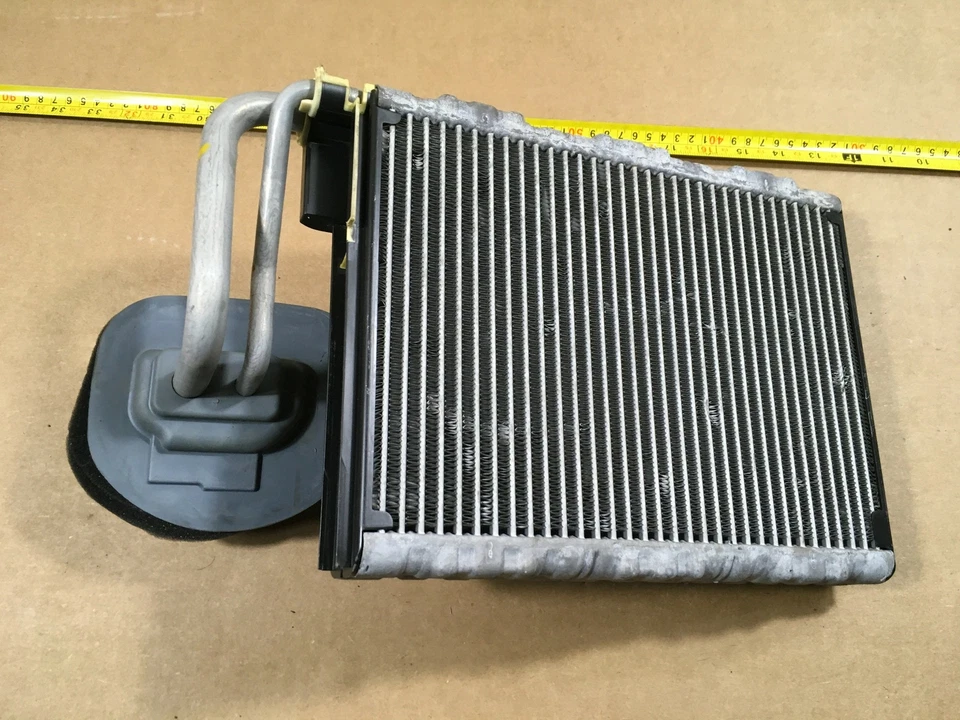 BMW 535i F10 2011-2013 radiador aire acondicionado evaporador núcleo X9387002 OEM. Foto 4 de 4