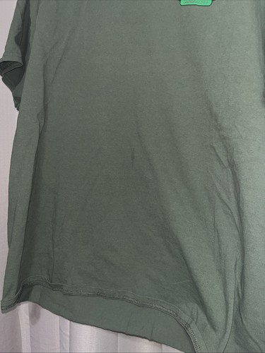 Men’s Size XL T Shirt, Uranus Gas ‘N Lube Co, Green, Print On The Front And Back - Picture 10 of 10