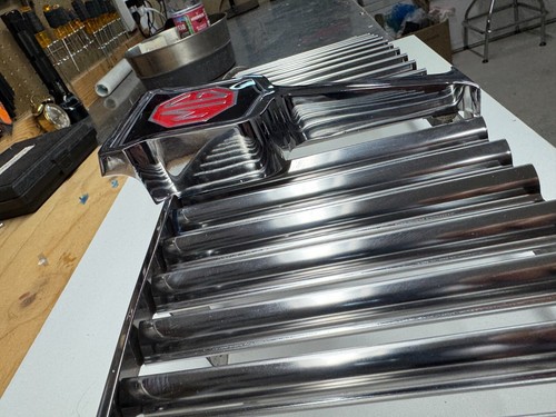 NOS MG Midget Grille Never Installed. Perfect 1961-1969 NOS Badge New Old Stock - 第 8/24 張圖片