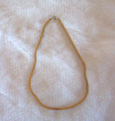 Collar de garganta de cadena vintage Goldtone de 15 - Imagen 3 de 3