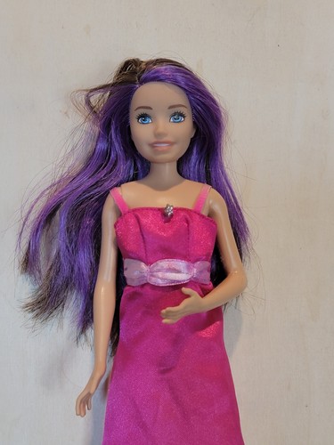 Skipper Puppe Babysitter Club braun/lila Haare neu gekleidet Eiche EUC C340G  - Bild 4 von 10