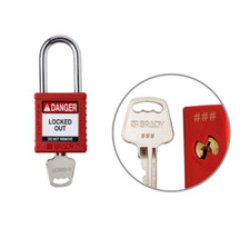 Brady Y489344 Lockout/Tagout Nylon Padlock 1 -1/2 inch Steel Shackle