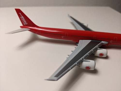 1:500 scale Model By HERPA Coca Cola Airbus 340-600 - Picture 14 of 17