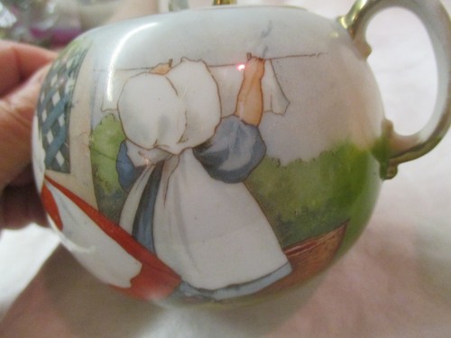 Vintage Bavaria Royal Bayreuth Creamer & Sugar Sunbonnet Babies Laundry Day - Picture 3 of 6
