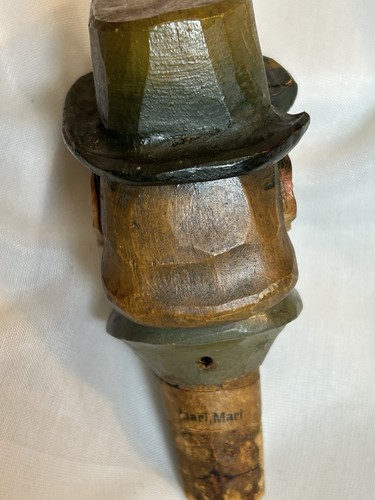 Vertedor de botellas figurativas vintage hombre con madera de cigarro tallada Mari barware licor - Imagen 4 de 9