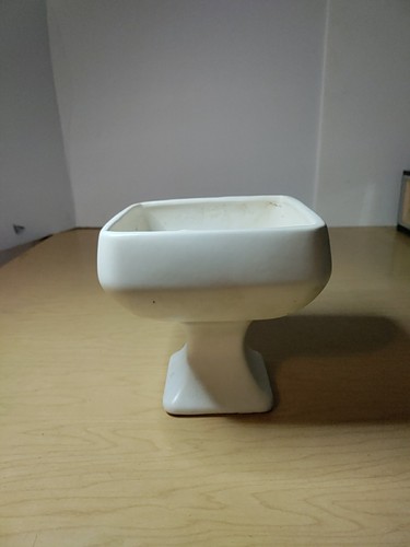Vintage Floraline 460 USA flower Pot / planter off white with pedestal base - Picture 4 of 12