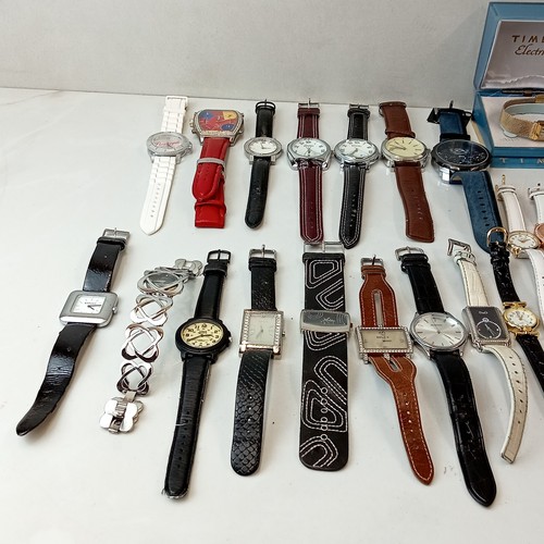 Wristwatches Various Brands Models Styles Mixed Job Lot Untested Collection - Picture 6 of 12