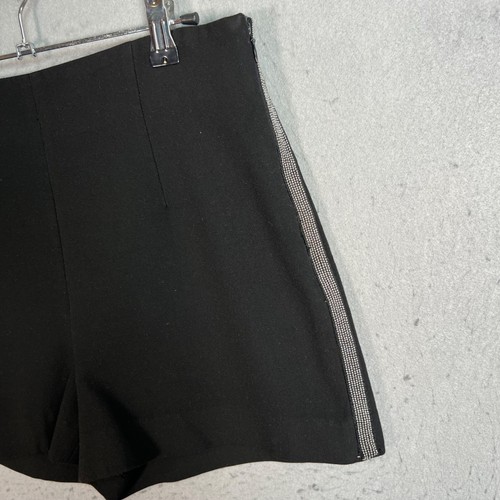 Pantaloncini sartoriali neri Zara Basic donna taglia media con bordo in perline - Foto 4 di 10