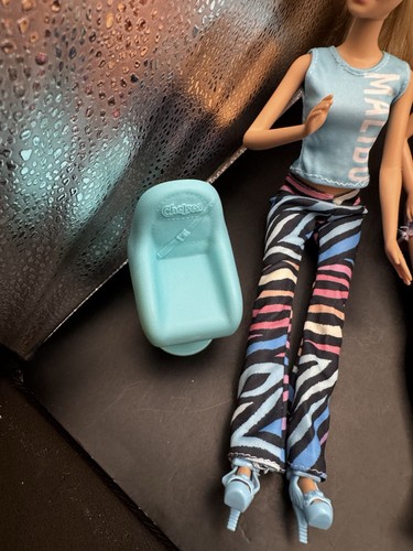 Muñecas Barbie con Ken Lote de 10 con Ropa Zapatos Accesorios Extra (Lote J) Mattel - Imagen 8 de 8