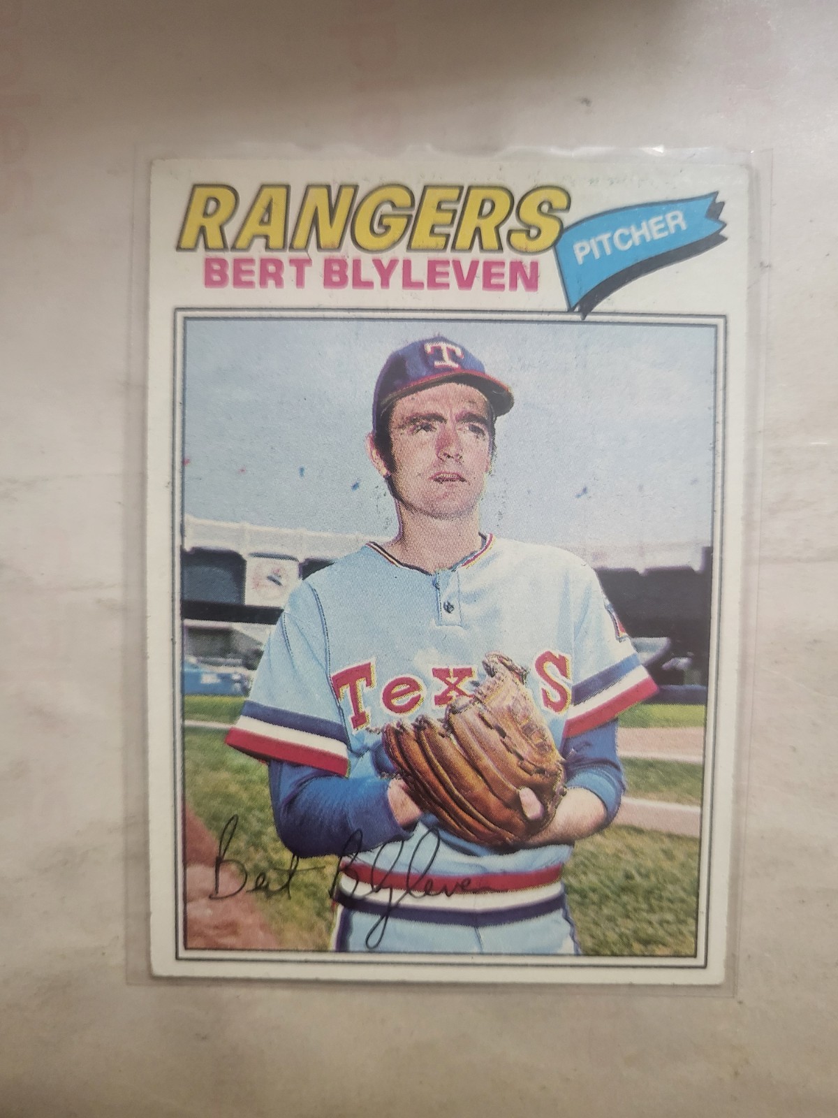 1977 Topps Baseball Bert Blyleven # 630 Texas Rangers EX