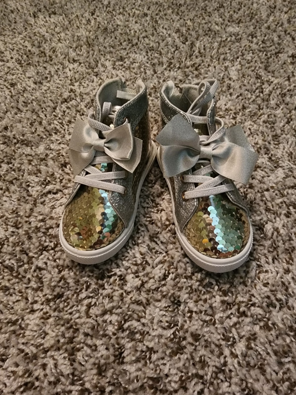 Picture 1 of 6